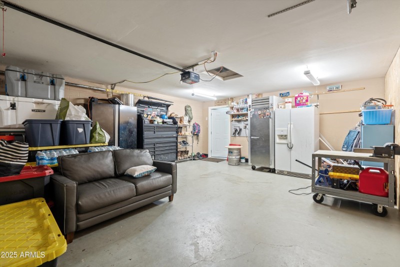 27-Garage