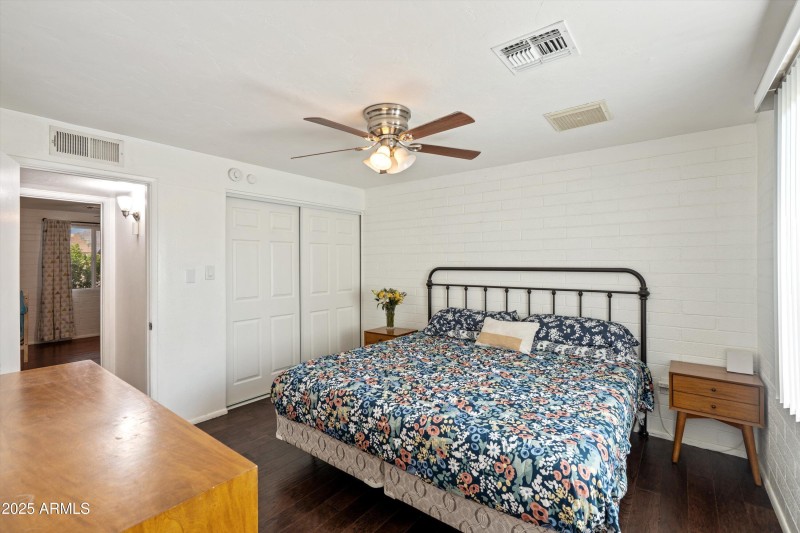 21-Primary Bedroom