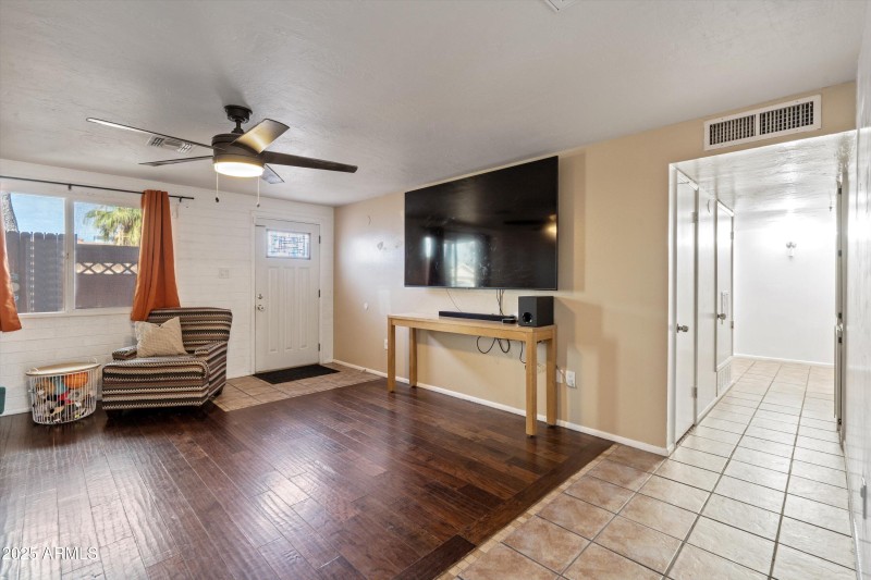 07-Living Room