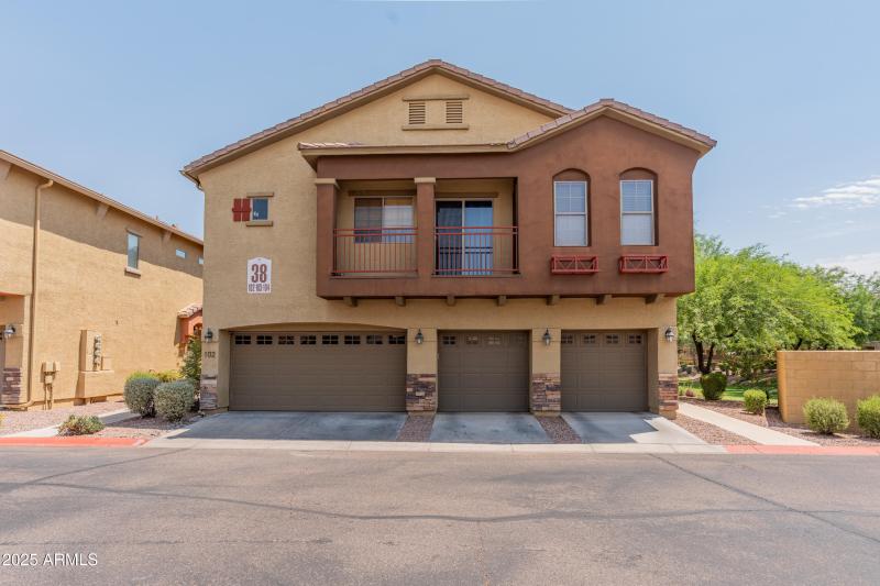 Front Exterior w Garage