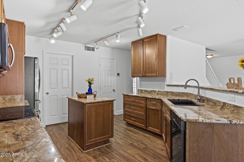 Kitchen 3
