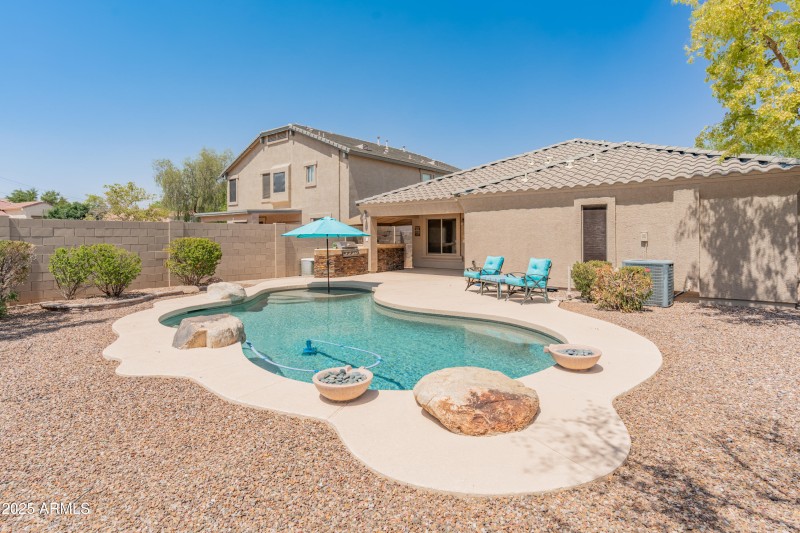 Backyard/Pool