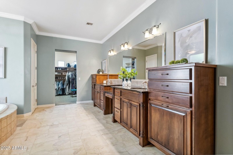 Owner's Ensuite Bath