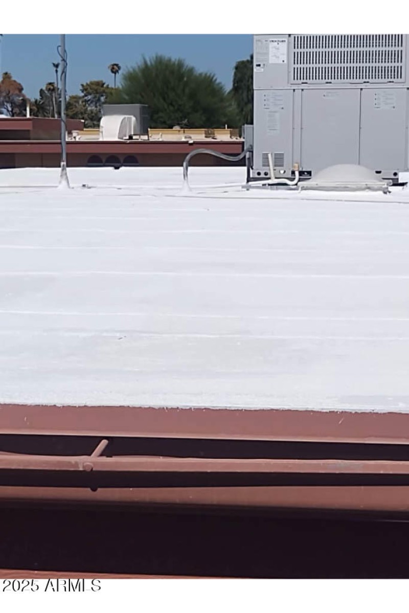 Newer Roof and AC!