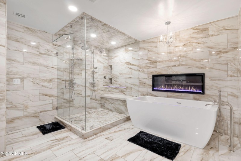 50-web-or-mls-4537-e-blue-sky-dr