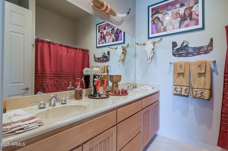 Casita Bath 3