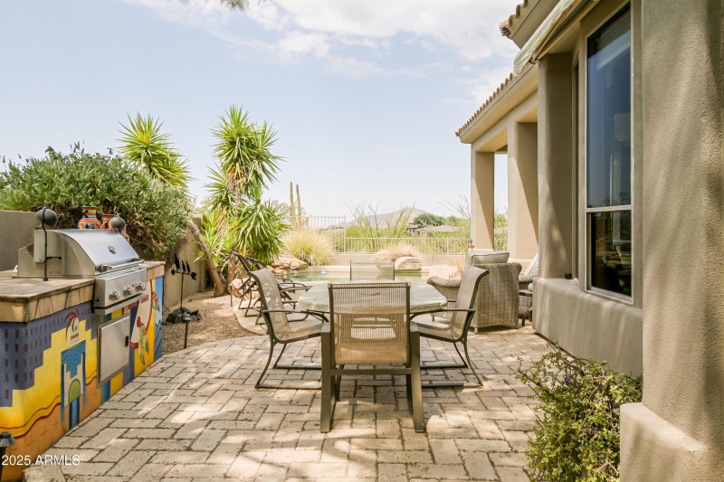 Patio Grill & alfresco dining