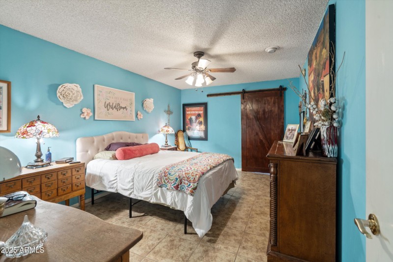 18-Primary Bedroom