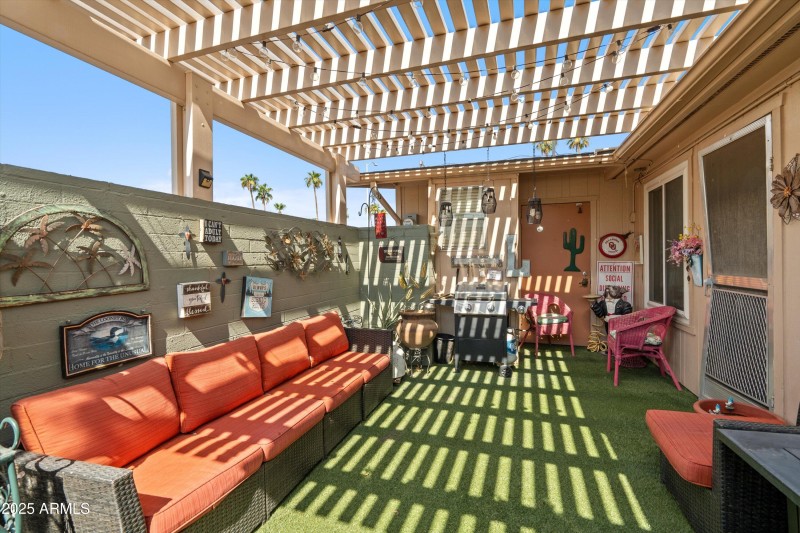 23-Covered Patio