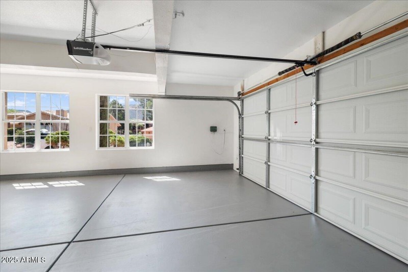 35-Garage