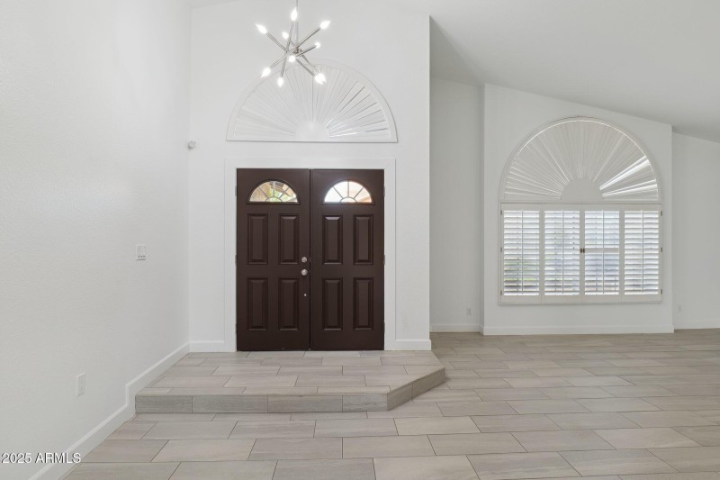 8-web-or-mls-16407-n-49th-st
