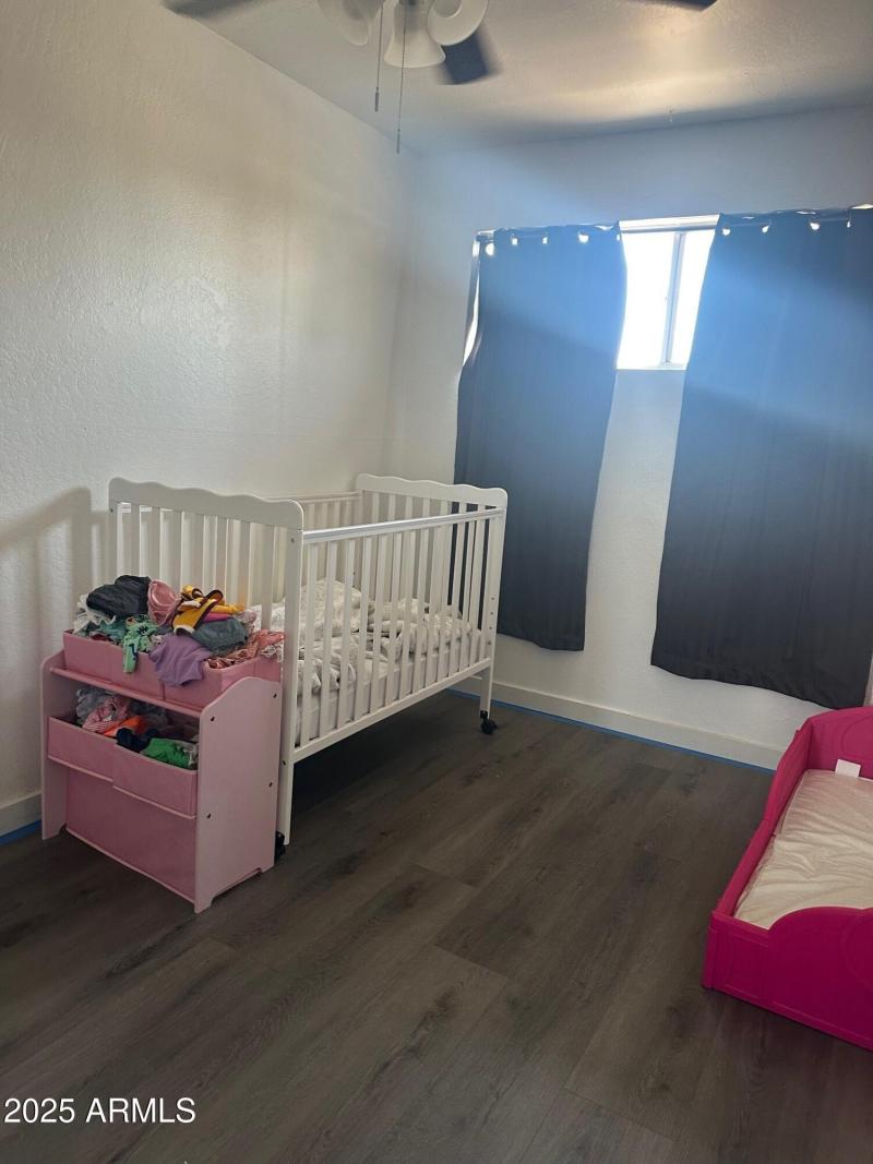 Secondary bedroom