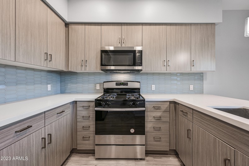 6-1027W5S-TFA-3BL-07 08 12 13 17 18-ocup