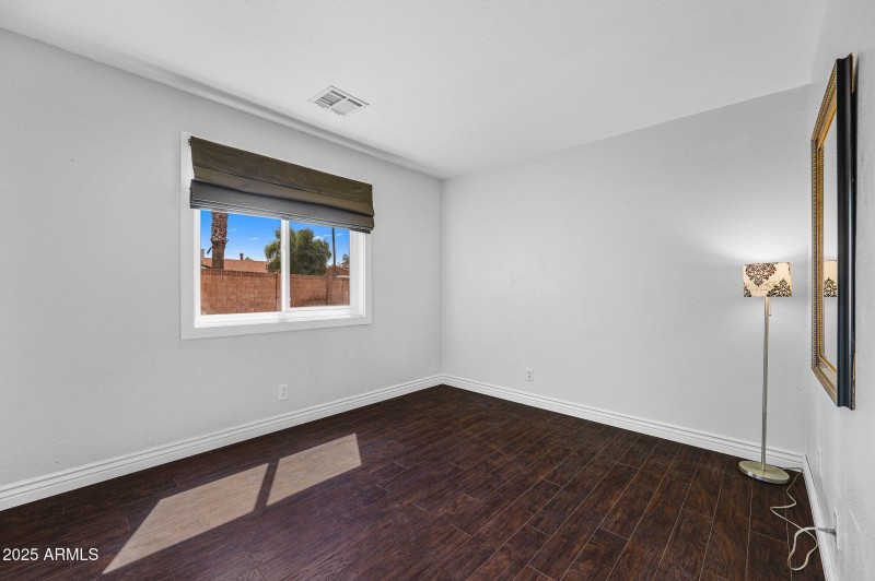 2nd bedroom-9