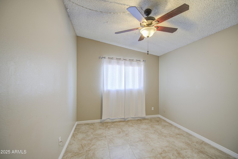 Bedroom 3-pic 1