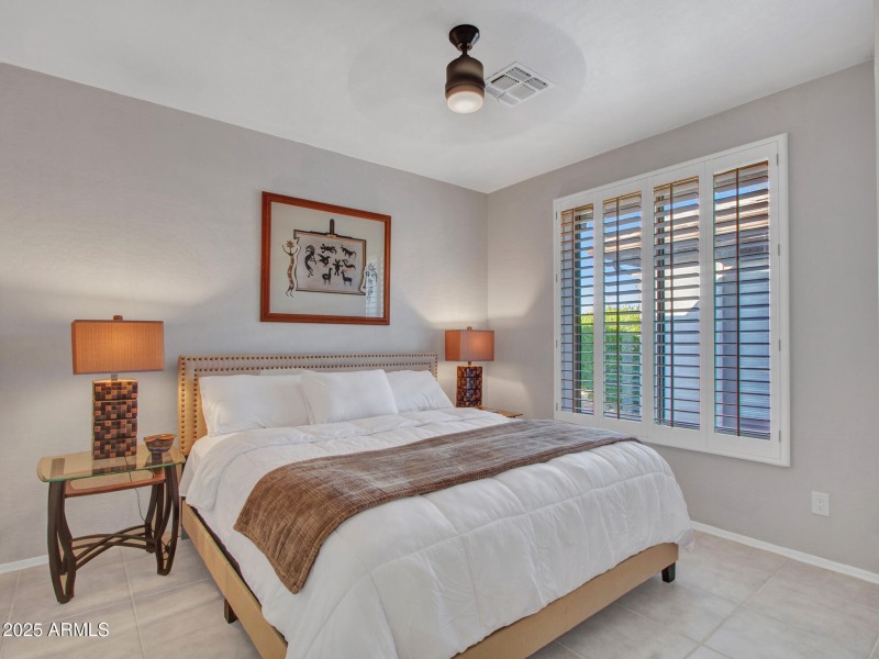 12-Bedroom-(1)