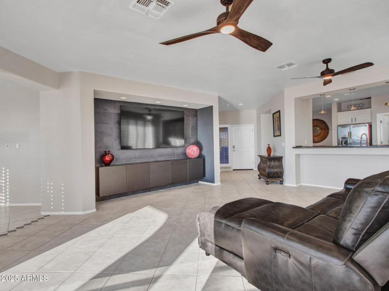 07-Living-room-(3)