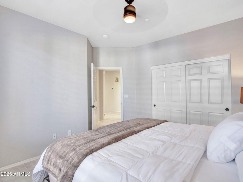 12-Bedroom-(2)