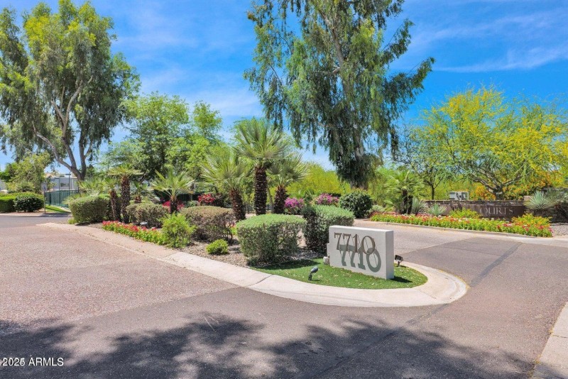 7710 GAINEY RANCH