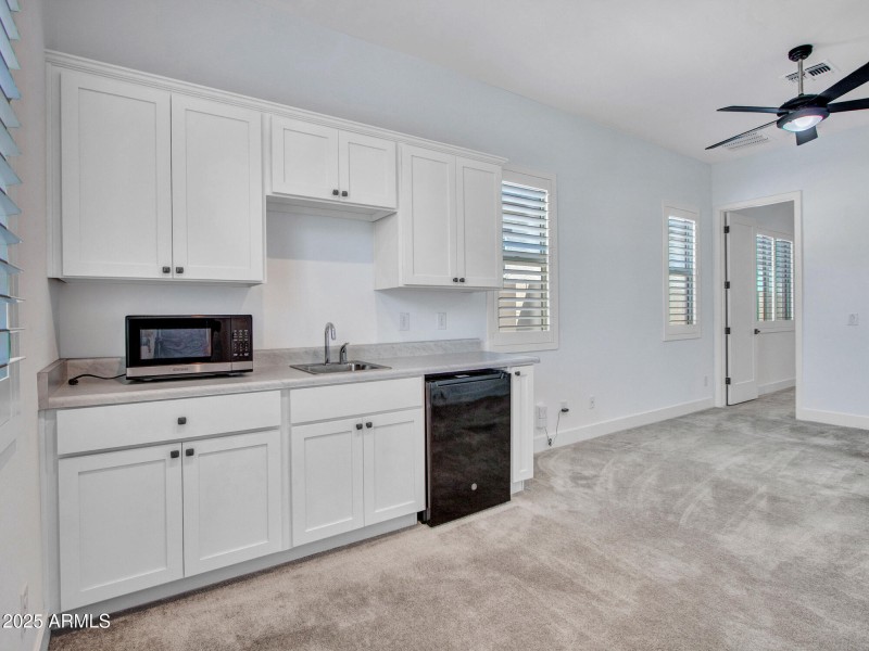 03-Casita-Living-room-&-Kitchen-(3)