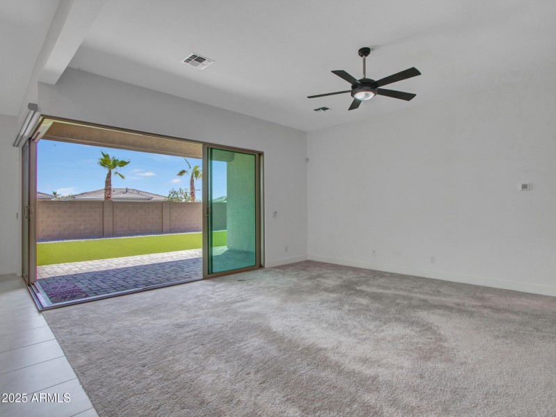 14-Living-room-(4)