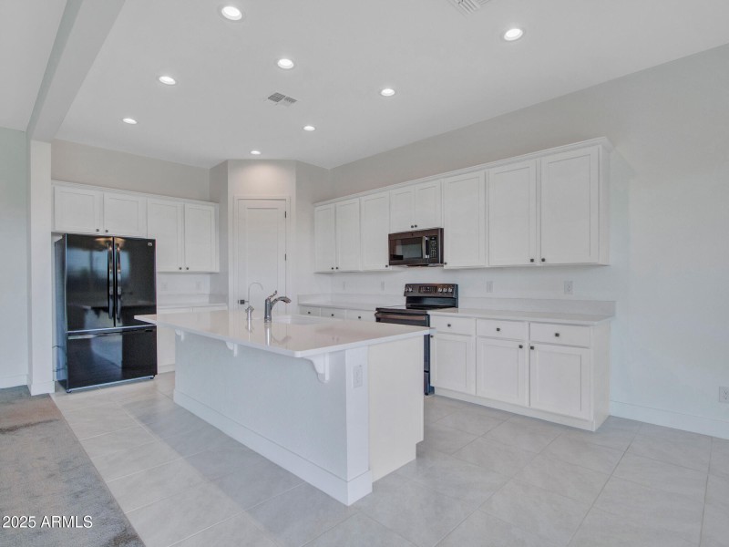 15-Kitchen-(2)
