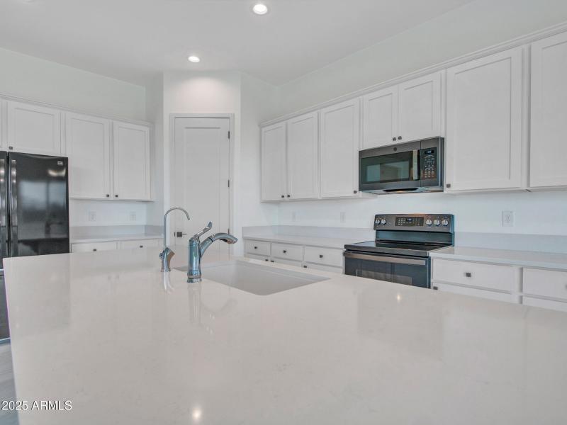 15-Kitchen-(4)