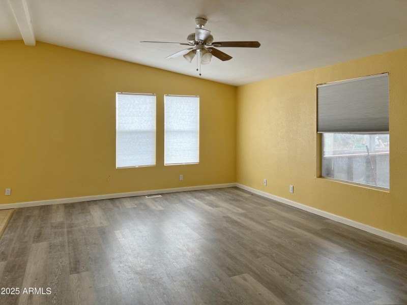Interior - 8