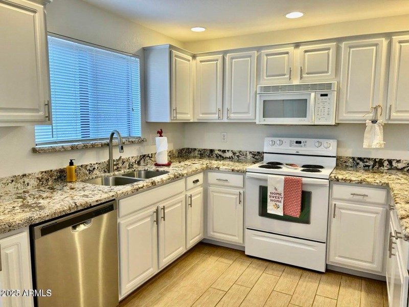 GRANITE COUNTER