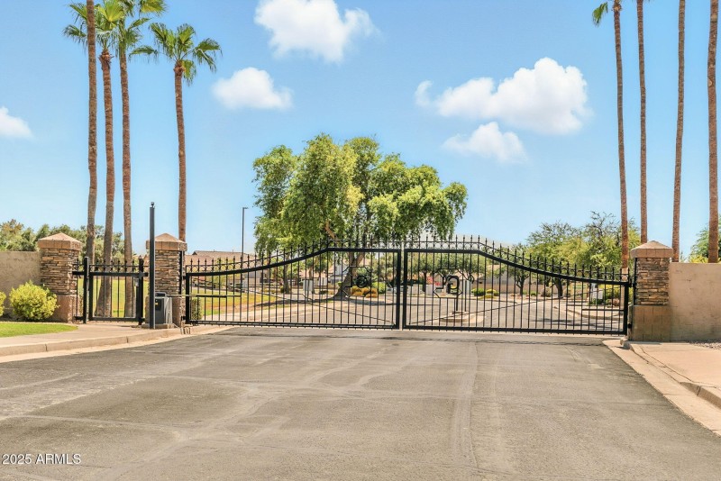 89-web-or-mls-Parkcrest-90