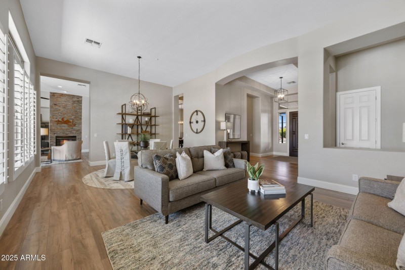 41714 N SIGNAL HILL CT