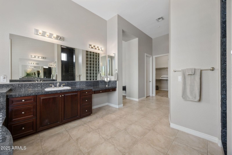 41714 N SIGNAL HILL CT