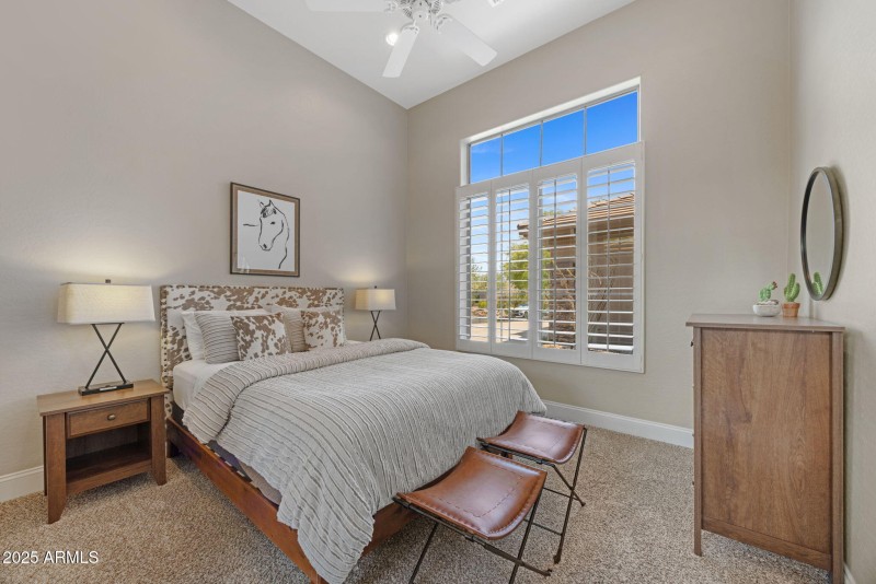 41714 N SIGNAL HILL CT