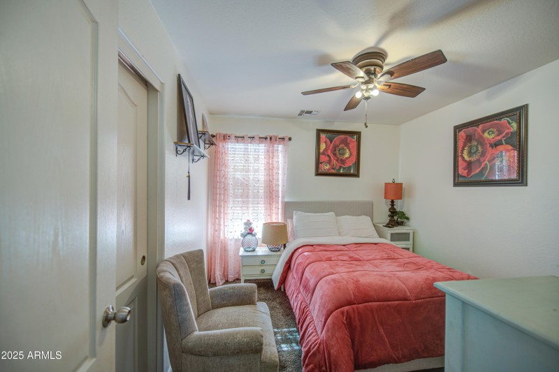 Bedroom 3-pic 1