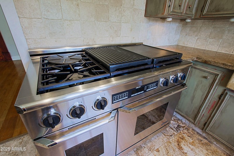 Gas range