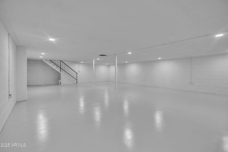 ReShoot_4112_S_Grandview_Ave9