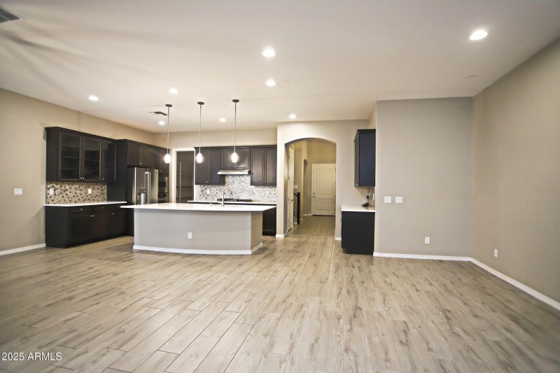 1954 E GERONIMO Street