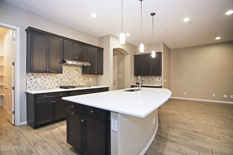 1954 E GERONIMO Street