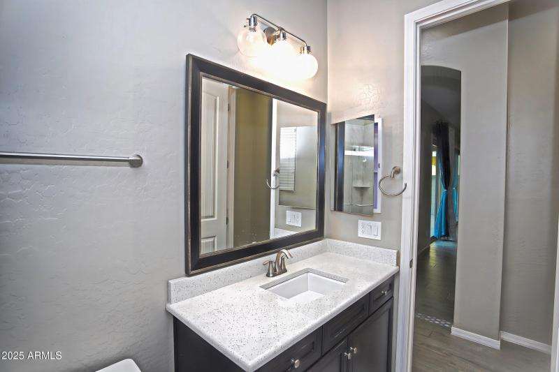 1954 E GERONIMO Street