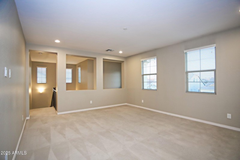 1954 E GERONIMO Street