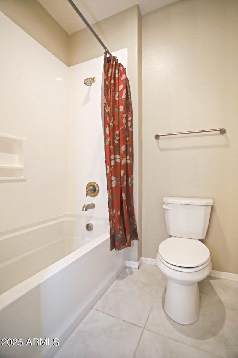 1954 E GERONIMO Street