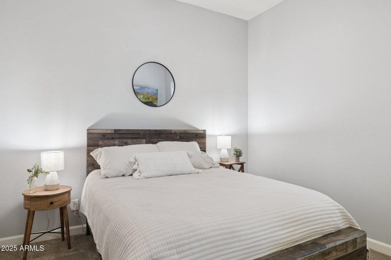 26-web-or-mls-7454-e-peralta-ave