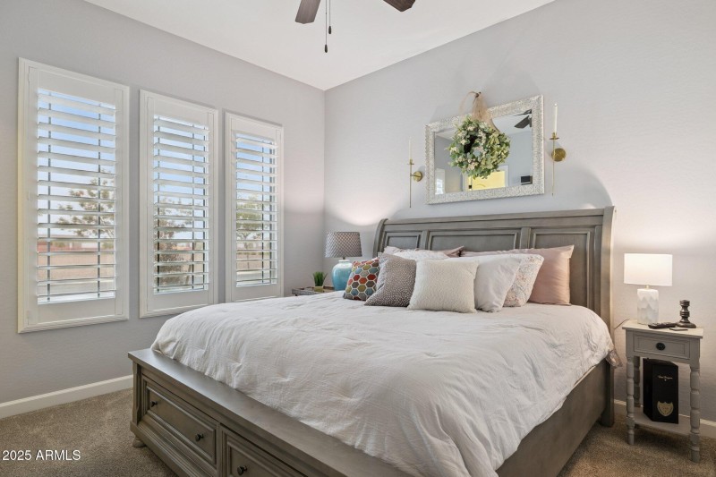 32-web-or-mls-7454-e-peralta-ave