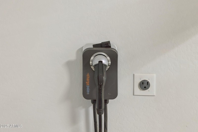 38-web-or-mls-7454-e-peralta-ave