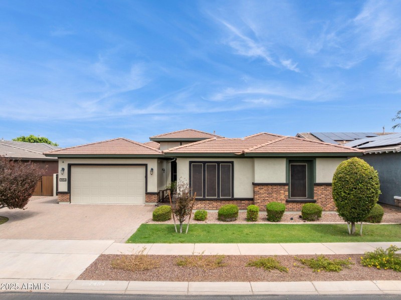 46-web-or-mls-7454-e-peralta-ave