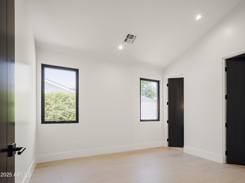 JR26 DesignTANK RTB 45th - 9107-RE-WEB