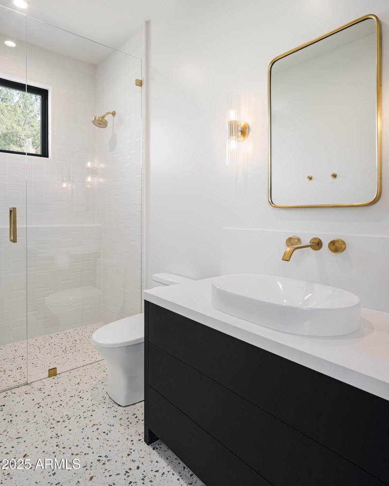 JR26 DesignTANK RTB 45th - 9109-RE-WEB