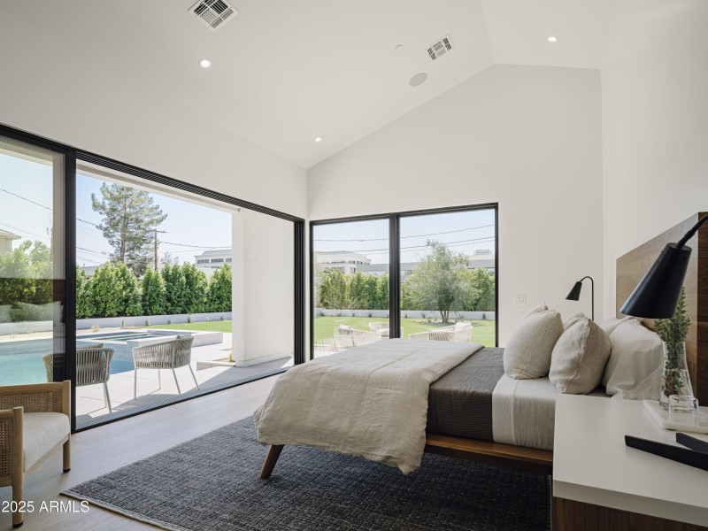 JR26 DesignTANK RTB 45th - 9121-RE-WEB