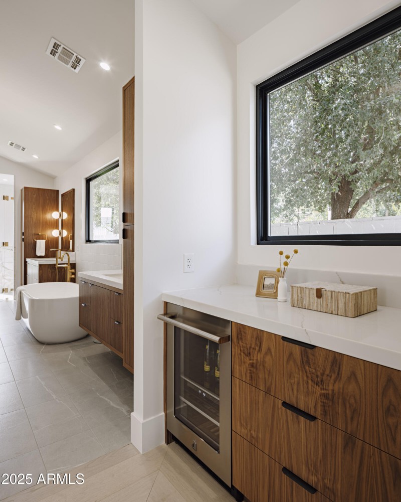 JR26 DesignTANK RTB 45th - 9123-RE-WEB