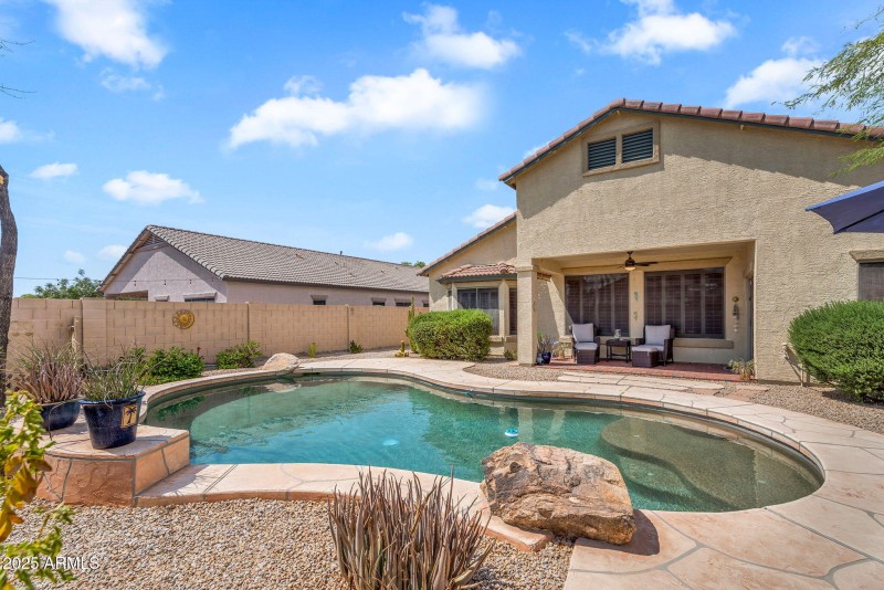 Private pool